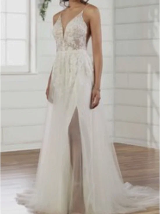 Essense of Australia D2840 Wedding A-Line Gown Size 12 - Picture 3 of 10